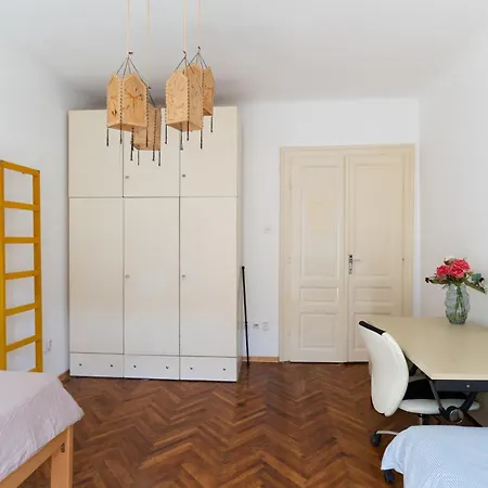 85m Large, Bright And Cozy Bona 公寓 贝尔格莱德