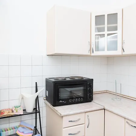 85m Large, Bright And Cozy Bona Διαμέρισμα Βελιγράδι